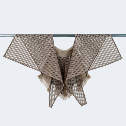 Back view showing sand mesh and canvas details